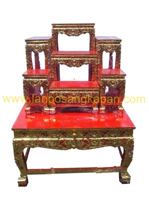 โต๊ะบูชาพระ หมู่ 7 ทำจากไม้เนื้อแข็งแกะลายปิดทอง    พื้นสีแดงสวยทนทานแข็งแรง